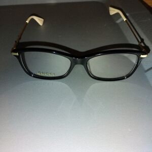 Men's Black Gucci Black frames with white trimming